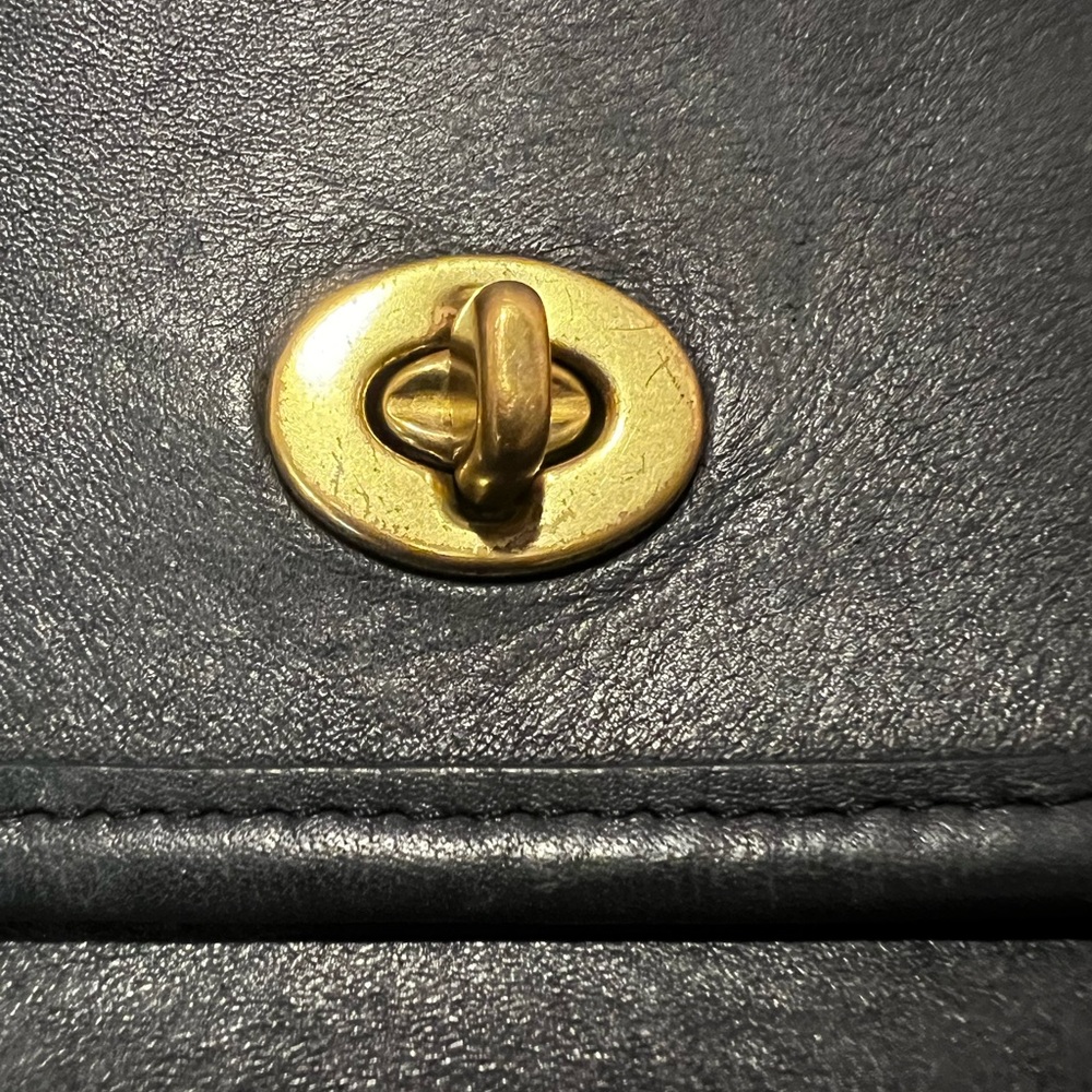 Vintage 1980’s coach court bag. Made in USA. Navy blue. - Picture 14 of 17